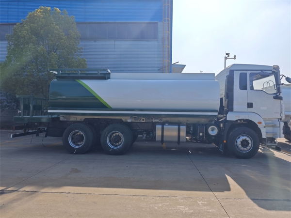 Shacman H3000 6x4 20cbm Water Sprinkler Truck