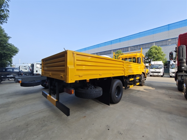 DongFeng KR 4x2 6 Wheels 10 Tons Dump Truck