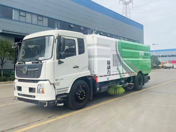 DongFeng Kr 4x2 High Pressure Road Cleaning Truck