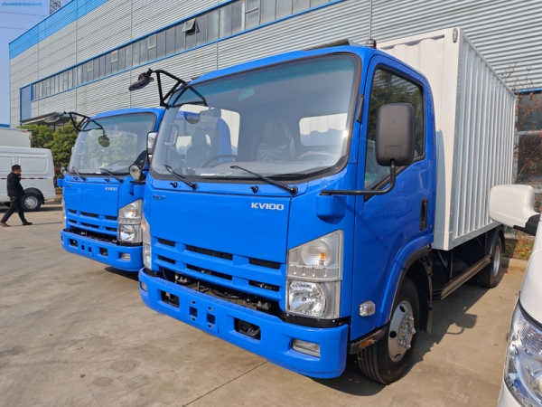 ISUZU KV100 4x2 Cargo Box Truck