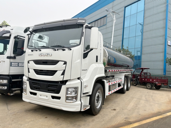 ISUZU GIGA 6x4 20000L Water Tanker Transport Truck