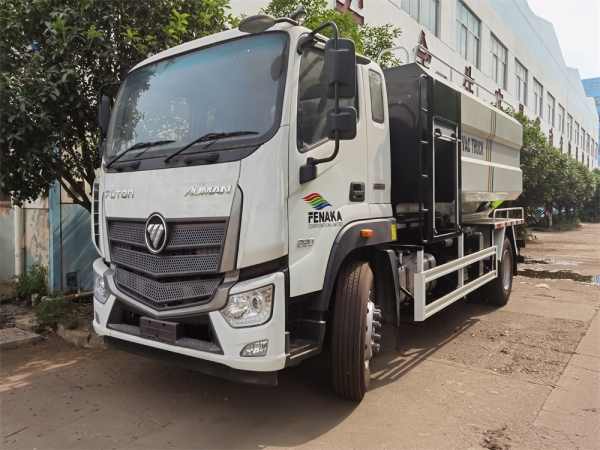 Foton 4x2 5.5cbm Cleaning Sewage Suction Truck