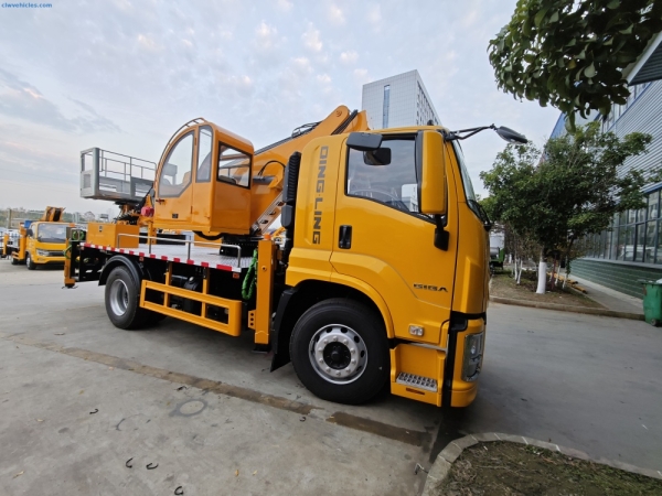 ISUZU GIGA 4x2 GKS24 24m Aerial Work Platform Truck