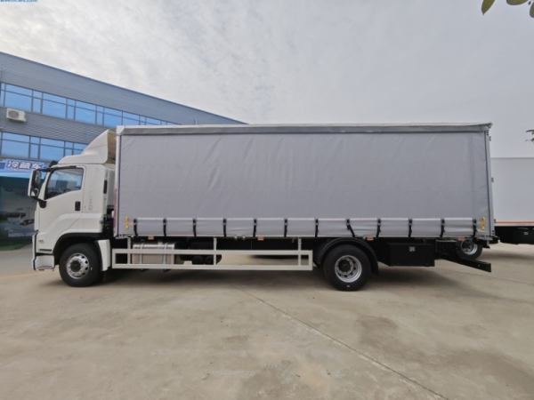 CLW ISUZU GIGA 4x2 Cargo Box Truck