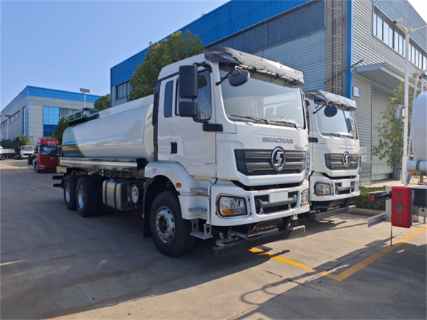 Shacman H3000 6x4 20cbm Water Sprinkler Truck