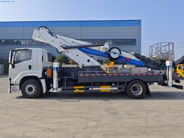 ISUZU GIGA 4x2 GKS45 45m Aerial Work Platform Truck