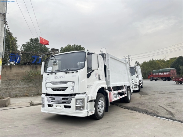 ISUZU 6x4 20cbm Garbage Compactor Truck