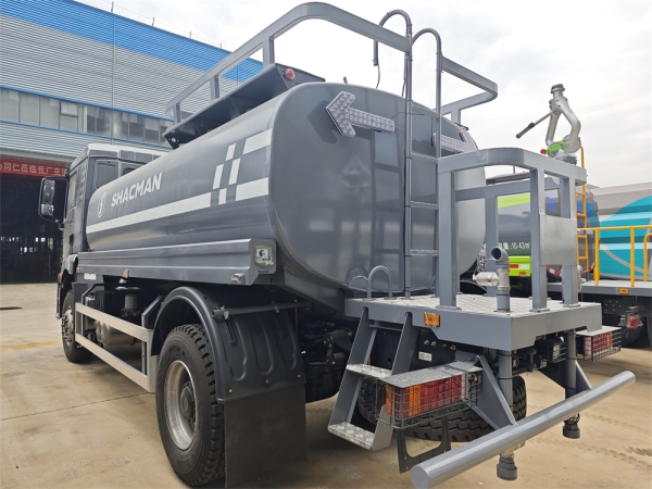 Shacman H3000 18cbm Water Sprinkler Truck