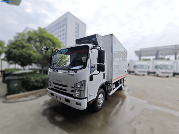 ISUZU 4x2 Cooling Refrigerator Van Truck