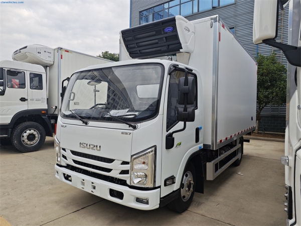 ISUZU 4x2 Carrier Refrigerated Truck