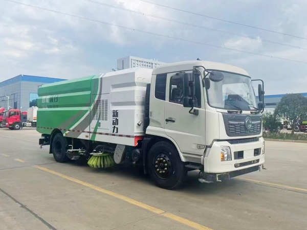 DongFeng Kr 4x2 High Pressure Road Cleaning Truck