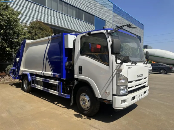 ISUZU KV100 6cbm Garbage Compactor Truck