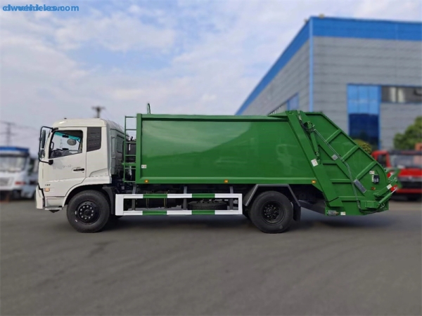 DongFeng Kr 4x2 Garbage Compactor Truck