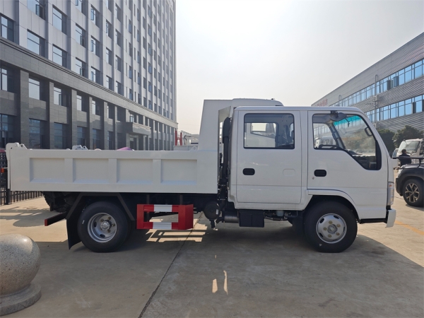 ISUZU 4x2 Half-crew Cab Dump Truck