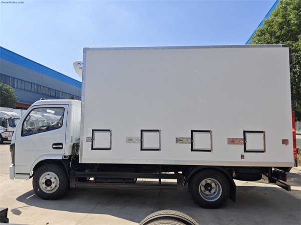 DongFeng Captain 4x2 Cooling Reefer Truck